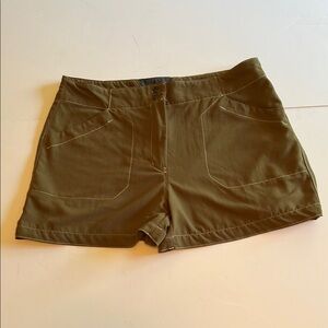 Sportif Olive Green Women's Shorts Size 12